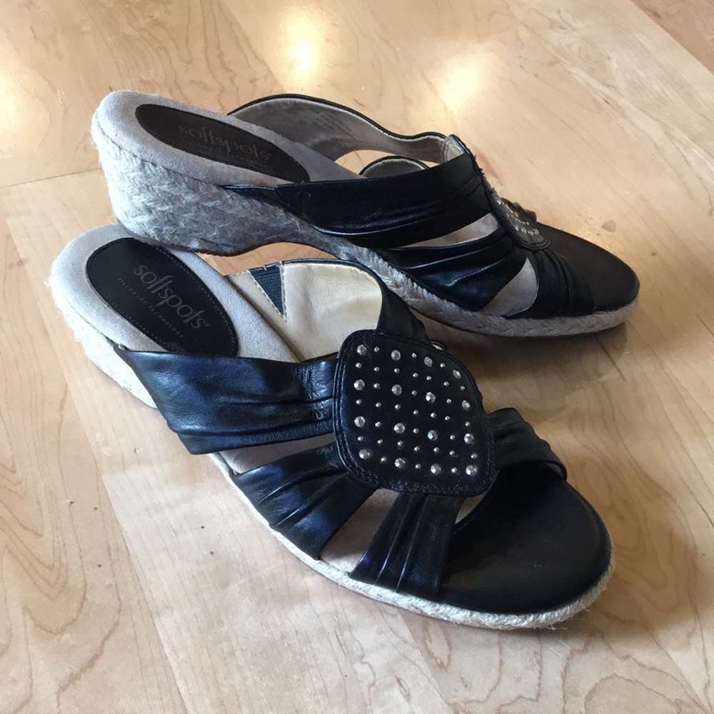 Softspots Studded Leather Sandals Pillowtop